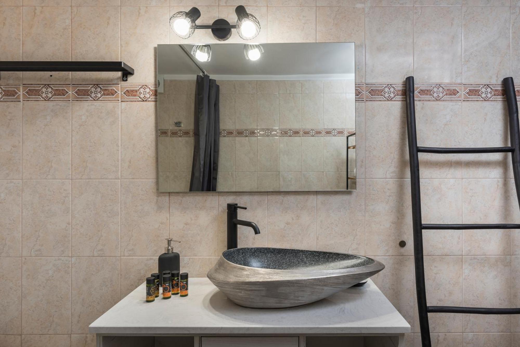 Old Harbor Apartment Luxury Living Chania Ханья Экстерьер фото